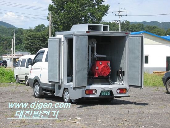 발전차 내 외부